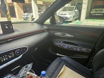 صورة مصغرة 14 لـ 2024 Genesis GV70