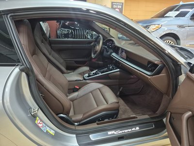 صورة مصغرة 12 لـ 2024 Porsche 911