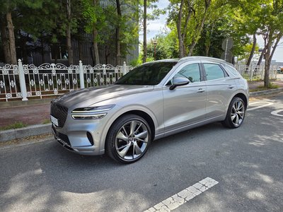 صورة 3 لـ 2021 Genesis GV70