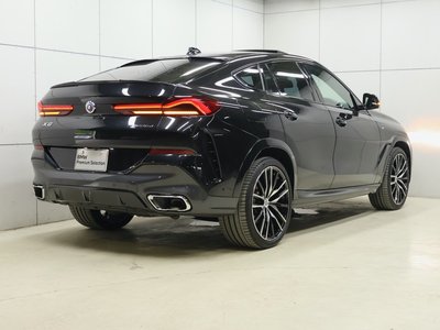2022 BMW X6 photo 2