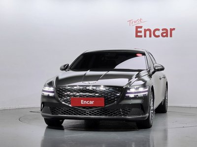 صورة 2 لـ 2022 Genesis ELECTRIFIED G80 (RG3)