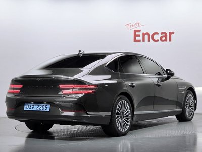 صورة 3 لـ 2022 Genesis ELECTRIFIED G80 (RG3)