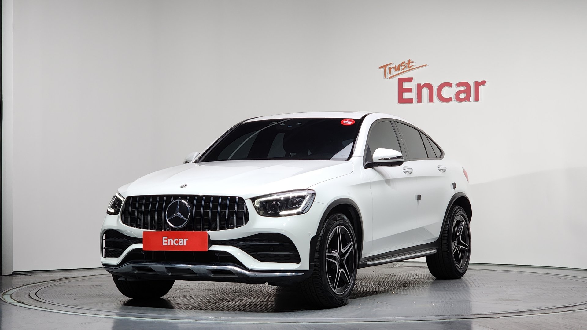 MERCEDES-BENZ GLC - View 1