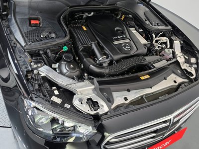 MERCEDES-BENZ E-CLASS - 7