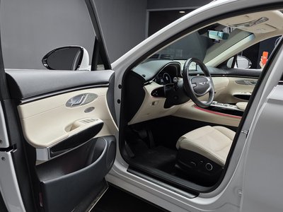 2022 Genesis GV70 — фото 10