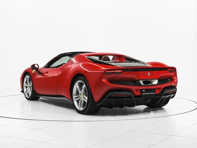 صورة 7 لـ 2024 Ferrari 296 GTS