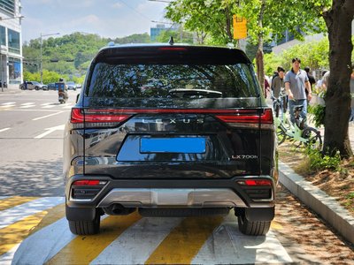 LEXUS LX - 3