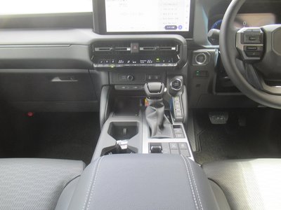 TOYOTA LAND CRUISER 250 - 7
