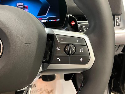 2025 BMW X1 — миниатюра 25