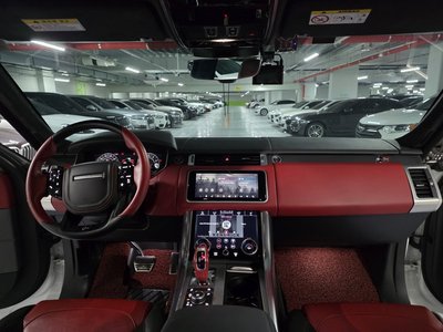صورة 10 لـ 2018 LAND Rover RANGE ROVER SPORT