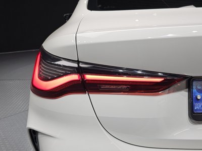 2021 BMW 4 SERIES photo 10