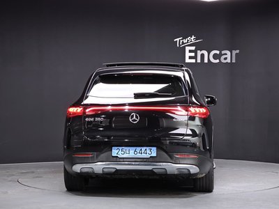 MERCEDES-BENZ EQE - 4