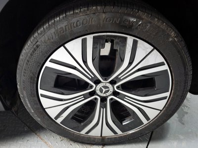 MERCEDES-BENZ EQE - 6