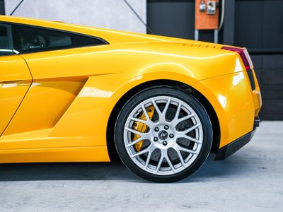 صورة مصغرة 12 لـ 2006 Lamborghini GALLARDO