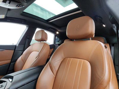 2019 Maserati LEVANTE thumbnail 18