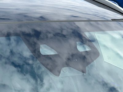 MERCEDES-BENZ E-CLASS - 8