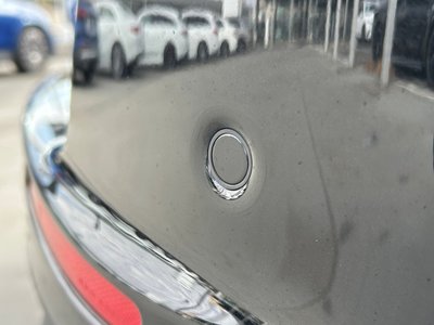 MERCEDES-BENZ E-CLASS - 9