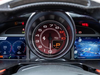 2018 Ferrari 812 SUPERFAST — миниатюра 11