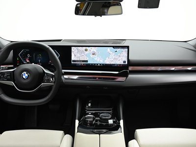 BMW 5 SERIES - 4