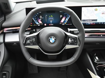 2025 BMW 5 SERIES 缩略图 13