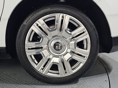 ROLLS-ROYCE CULLINAN - 6