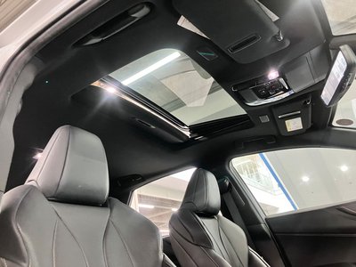 صورة 2 لـ 2023 Lexus NX