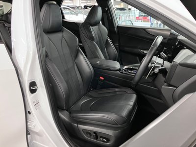صورة مصغرة 16 لـ 2023 Lexus NX