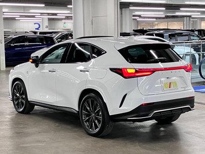 صورة مصغرة 11 لـ 2023 Lexus NX