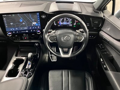 صورة مصغرة 14 لـ 2023 Lexus NX