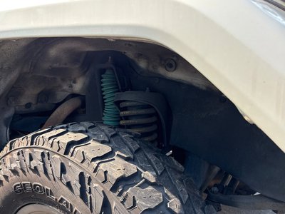 TOYOTA LAND CRUISER 70 - 7