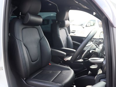 2021 Mercedes-BENZ V-CLASS — миниатюра 63