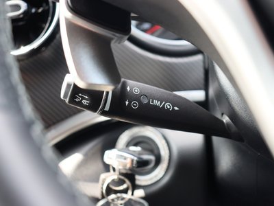 2021 Mercedes-BENZ V-CLASS — миниатюра 92