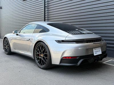PORSCHE 911 - 10