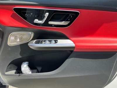 MERCEDES-BENZ GLC - 7