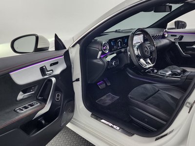 MERCEDES-BENZ CLA - 10