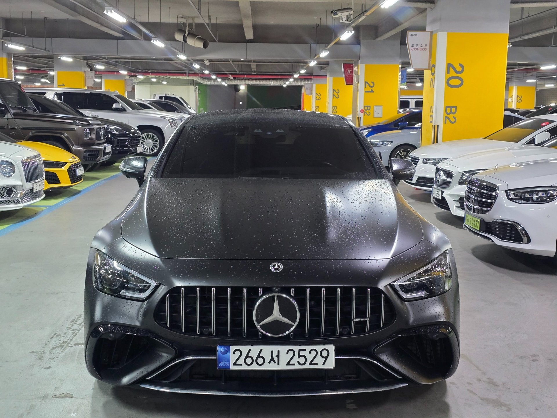 MERCEDES-BENZ GT AMG - View 1