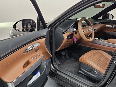 2023 Genesis GV70 — миниатюра 13