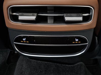 2023 Genesis GV70 — миниатюра 37