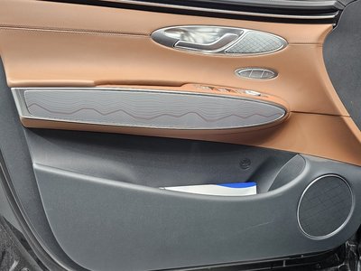 2023 Genesis GV70 — миниатюра 14