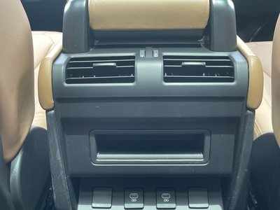 2025 LAND Rover DEFENDER — миниатюра 34