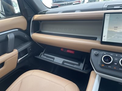 2025 LAND Rover DEFENDER — миниатюра 32