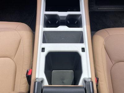 2025 LAND Rover DEFENDER — миниатюра 28