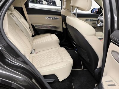 صورة مصغرة 12 لـ 2023 Genesis GV70