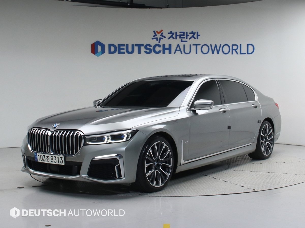 BMW 7 SERIES - View 1