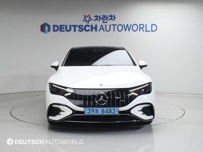 MERCEDES-BENZ EQE - 2
