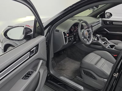 PORSCHE CAYENNE - 10