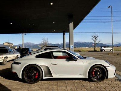 PORSCHE 911 - 9