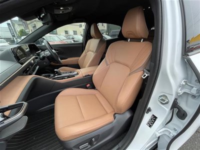 صورة مصغرة 31 لـ 2025 Toyota CROWN SPORT