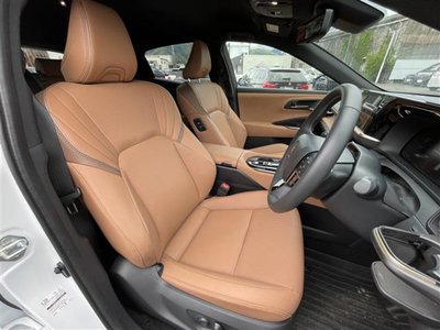 صورة مصغرة 30 لـ 2025 Toyota CROWN SPORT