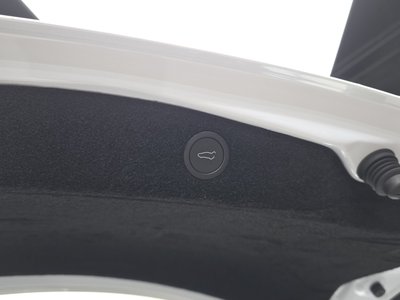2025 Tesla MODEL 3 缩略图 34